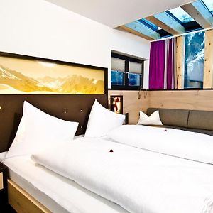Penthouse Studio